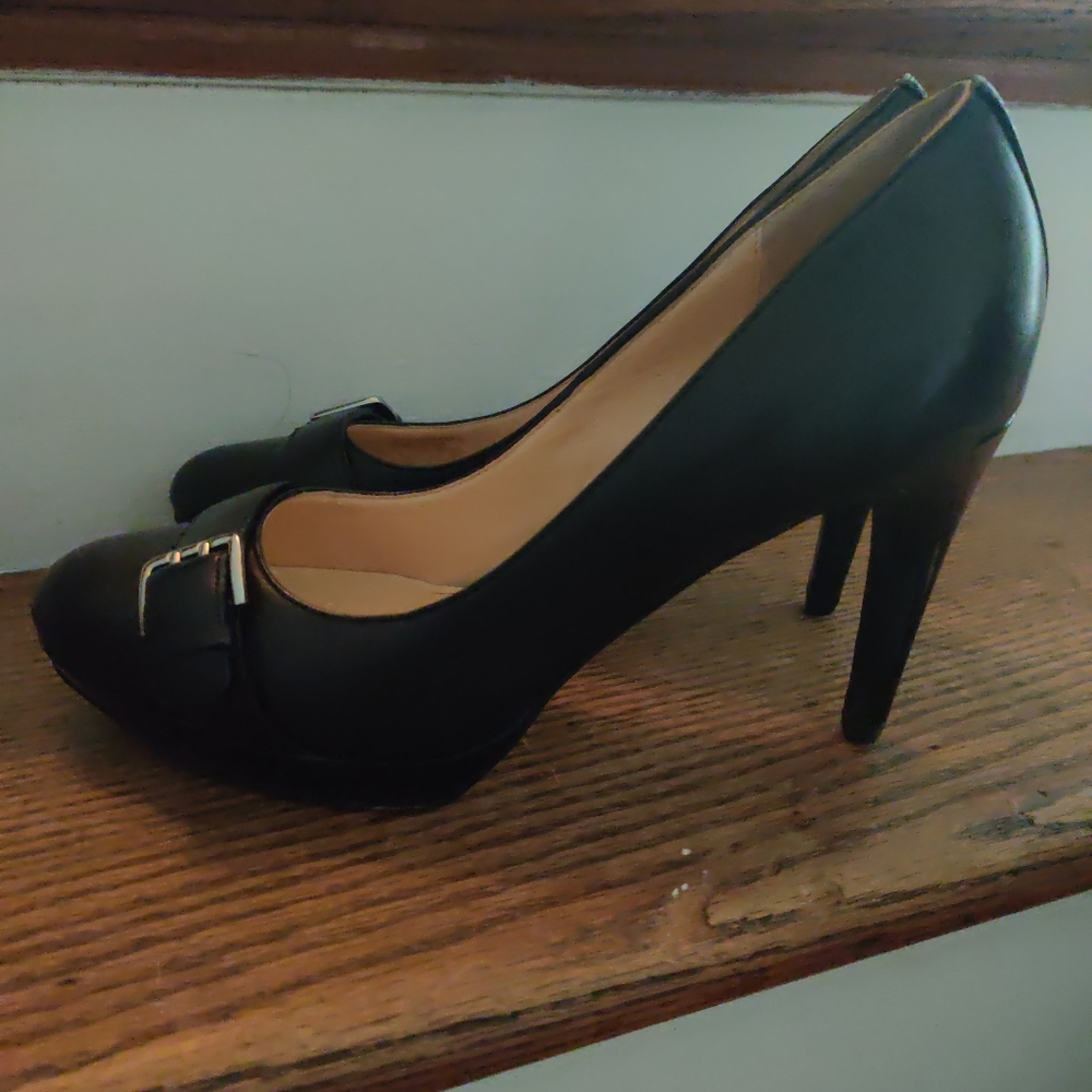 Cole Haan Nike Air Black Pumps sz 9 B